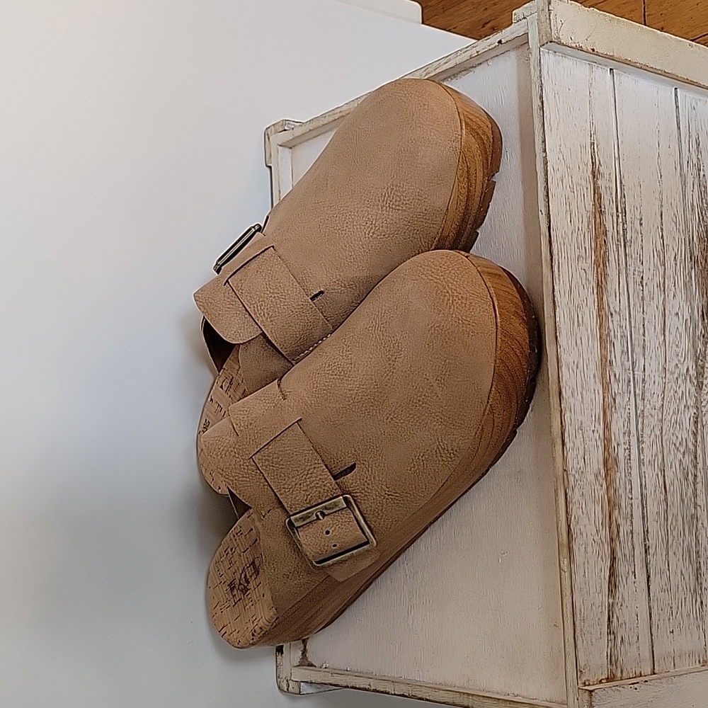 Korks Clogs